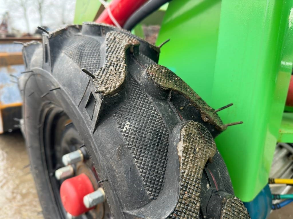 Земјоделски натоварувач JPC ME18: слика 7 Земјоделски натоварувач JPC ME18: слика 7