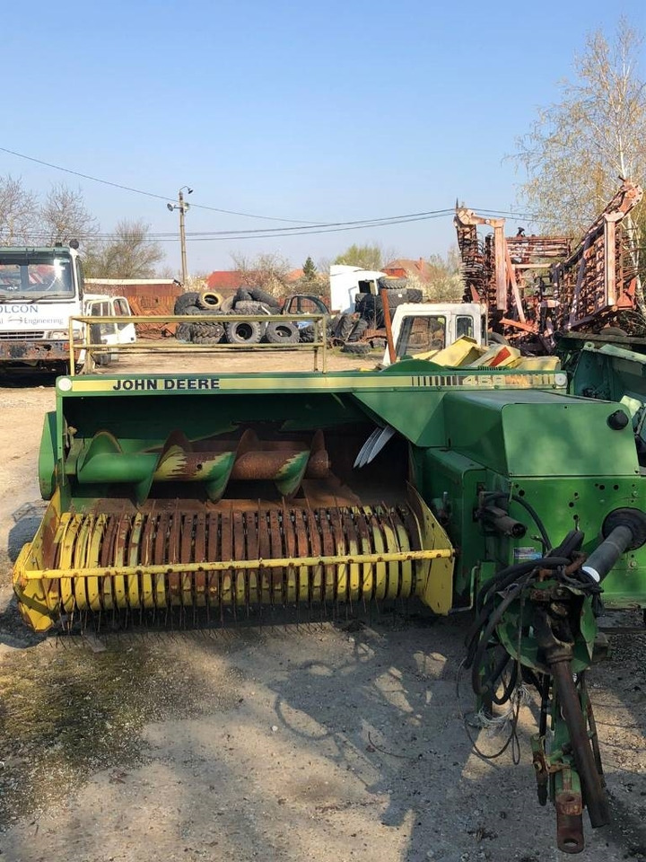 John Deere 459 - Балирка за квадратни бали: слика 3 John Deere 459 - Балирка за квадратни бали: слика 3