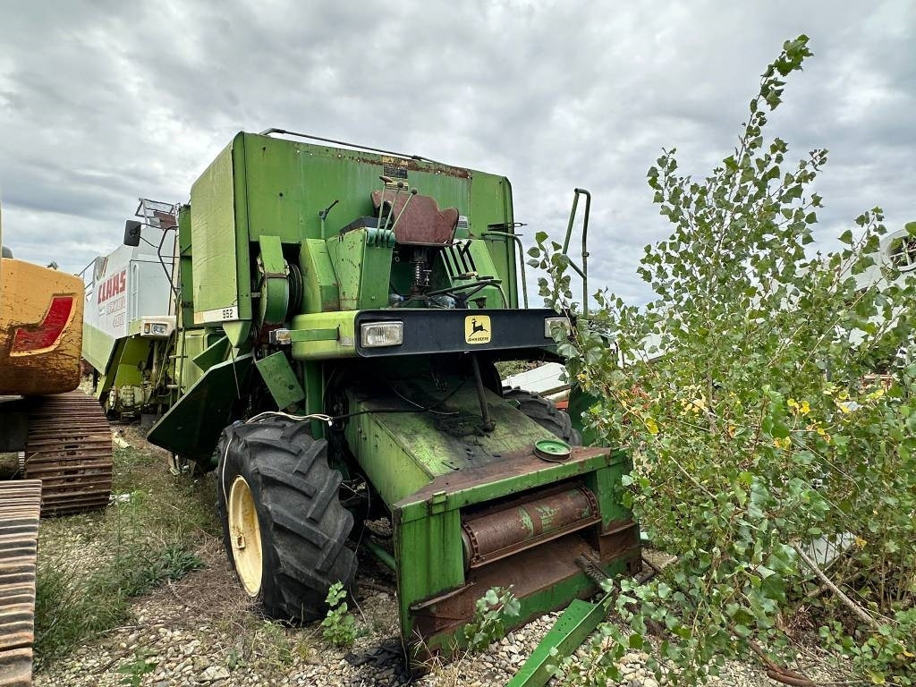 John Deere 952 FOR PARTS - Комбајн: слика 1 John Deere 952 FOR PARTS - Комбајн: слика 1