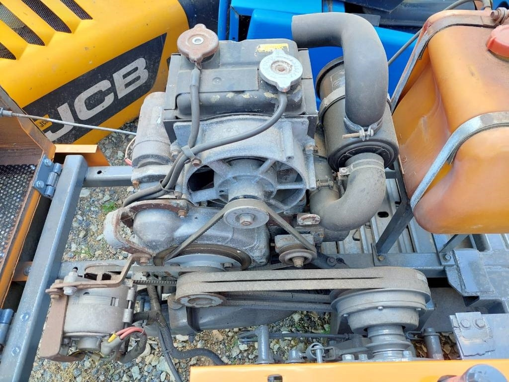 Kubota RG-15 - Мини багер: слика 5 Kubota RG-15 - Мини багер: слика 5