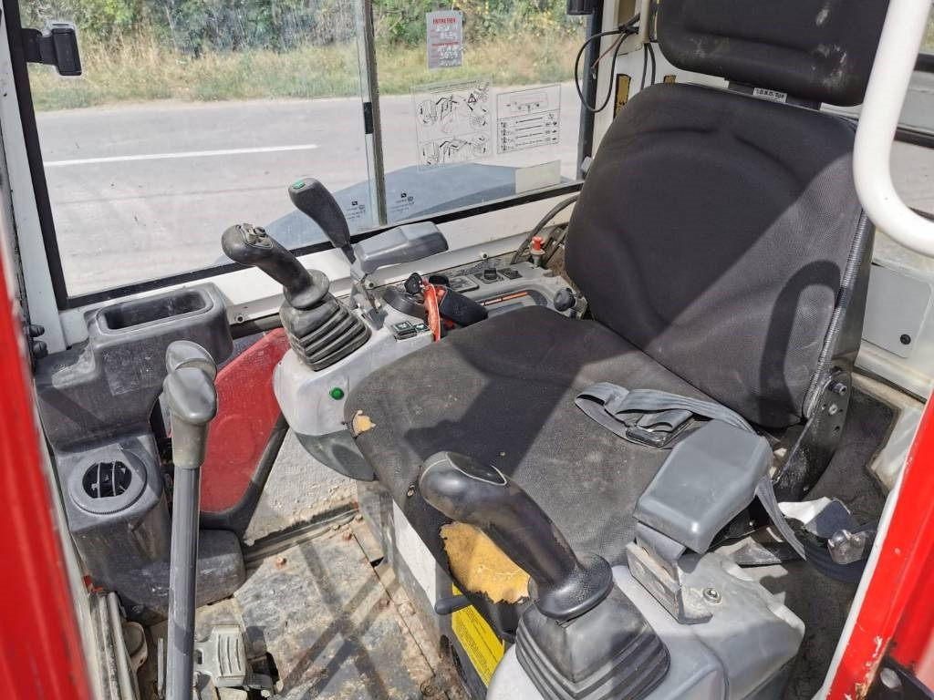 Kubota U 35-3 - Мини багер: слика 5 Kubota U 35-3 - Мини багер: слика 5