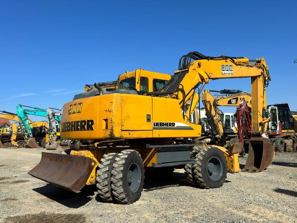 Liebherr A 900 B - Багер на тркала: слика 4 Liebherr A 900 B - Багер на тркала: слика 4