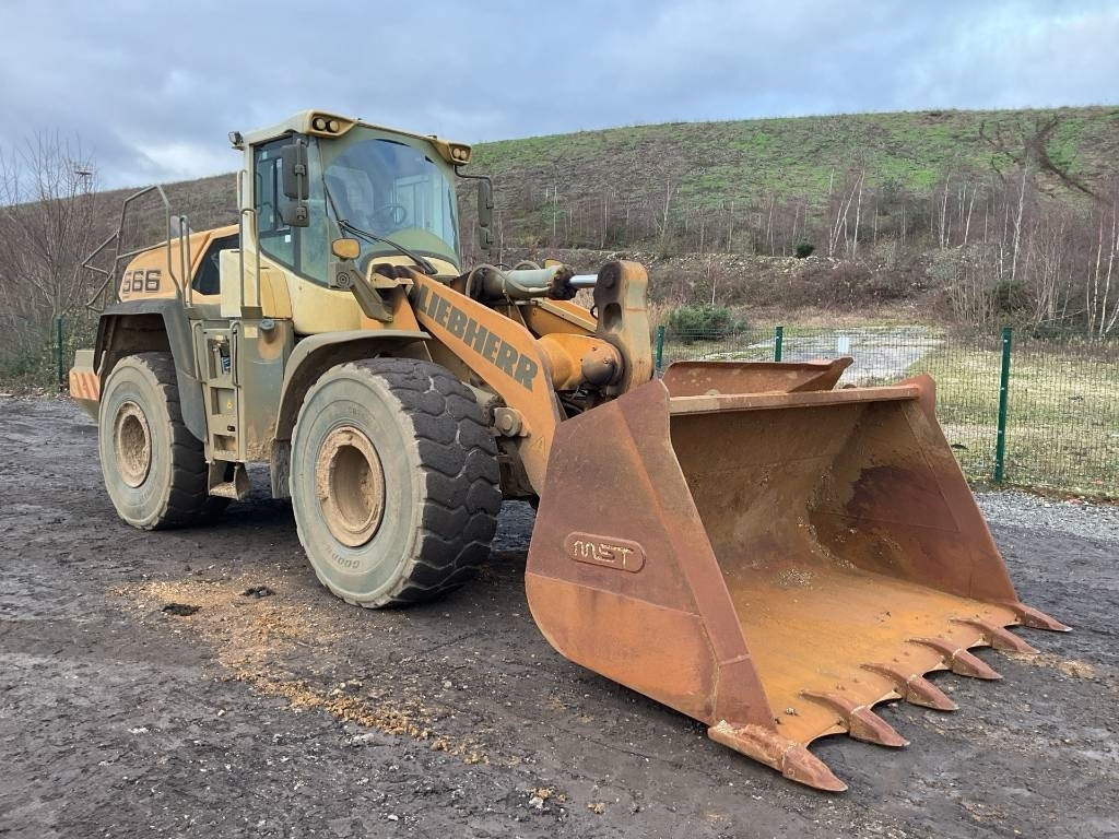 Liebherr L 566  - Натоварувач на тркала: слика 4 Liebherr L 566  - Натоварувач на тркала: слика 4