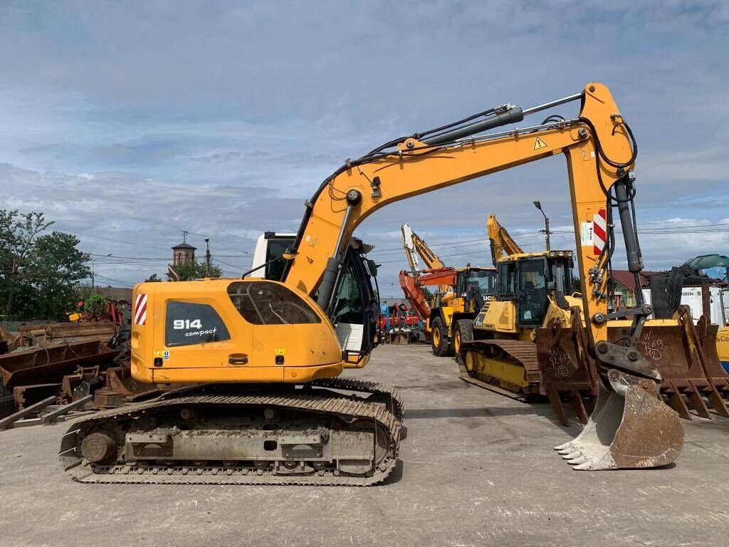 Liebherr R 914 Compact Litronic Liebherr R 914 Compact Litronic - Багер на тркала: слика 3 Liebherr R 914 Compact Litronic Liebherr R 914 Compact Litronic - Багер на тркала: слика 3