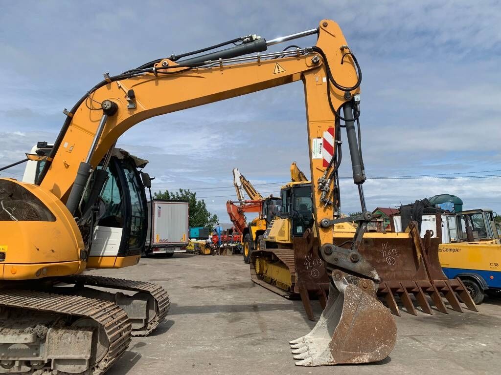 Liebherr R 914 Compact Litronic Liebherr R 914 Compact Litronic - Багер на тркала: слика 5 Liebherr R 914 Compact Litronic Liebherr R 914 Compact Litronic - Багер на тркала: слика 5