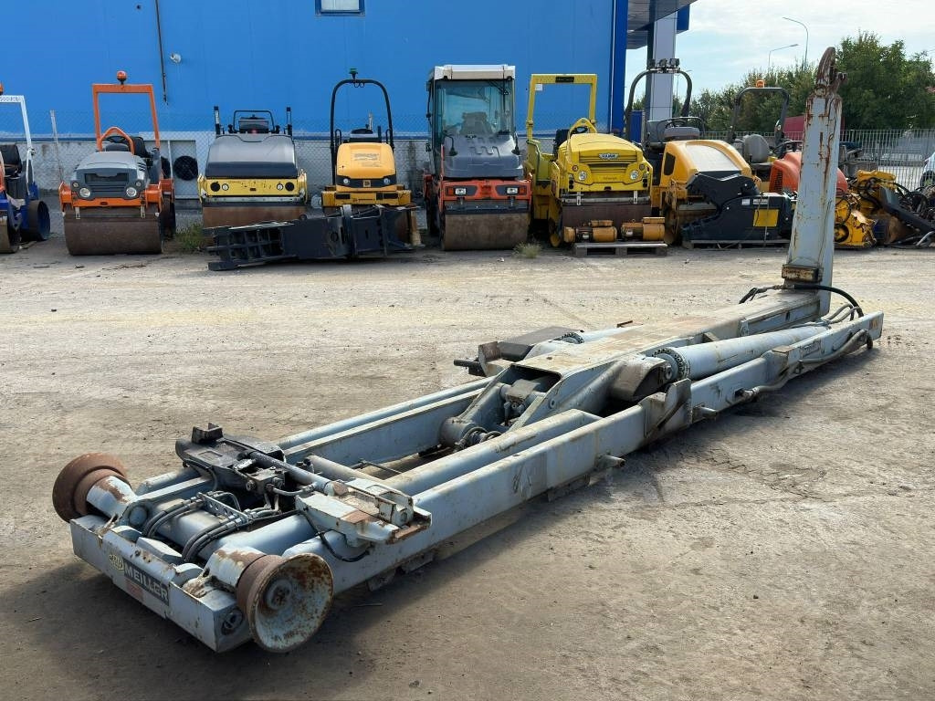 Meiller RK 20.60 - Систем на подигачка кука/ Скипер утоварувач: слика 3 Meiller RK 20.60 - Систем на подигачка кука/ Скипер утоварувач: слика 3