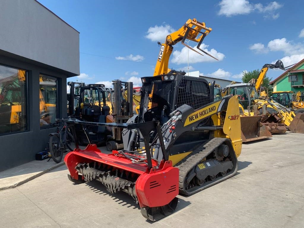 New Holland C327  - Компактен натоварувач: слика 1 New Holland C327  - Компактен натоварувач: слика 1