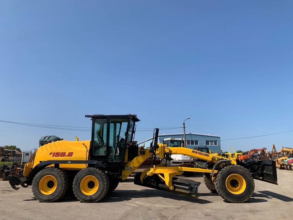 New Holland F 156.6 A - Порамнувач: слика 2 New Holland F 156.6 A - Порамнувач: слика 2