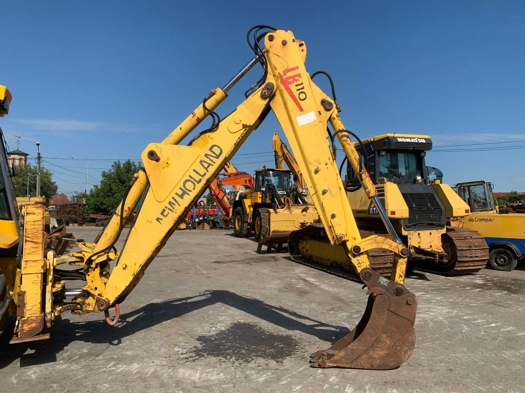 New Holland LB 110-4 PT - Ровокопач: слика 4 New Holland LB 110-4 PT - Ровокопач: слика 4