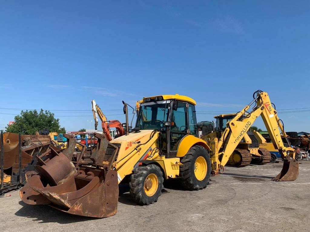 New Holland LB 110-4 PT - Ровокопач: слика 1 New Holland LB 110-4 PT - Ровокопач: слика 1