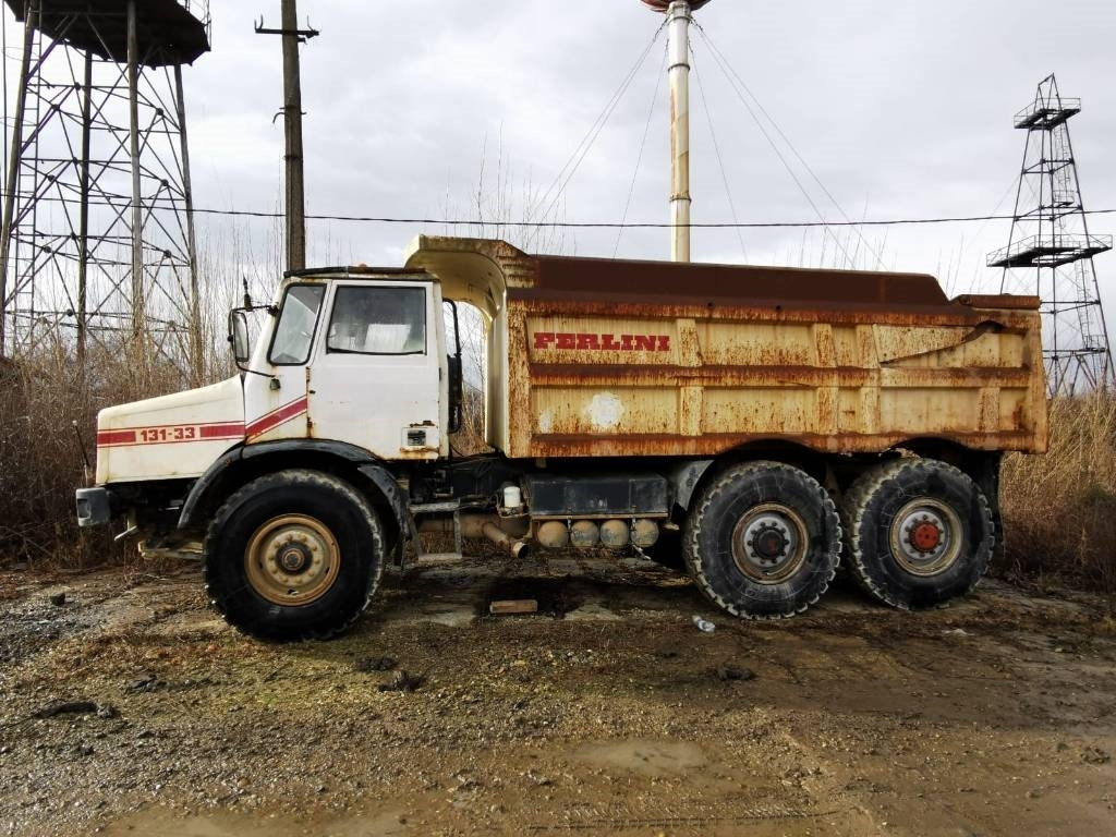 Perlini 131-33 - Голем истоварувач/ Камион за камења: слика 3 Perlini 131-33 - Голем истоварувач/ Камион за камења: слика 3