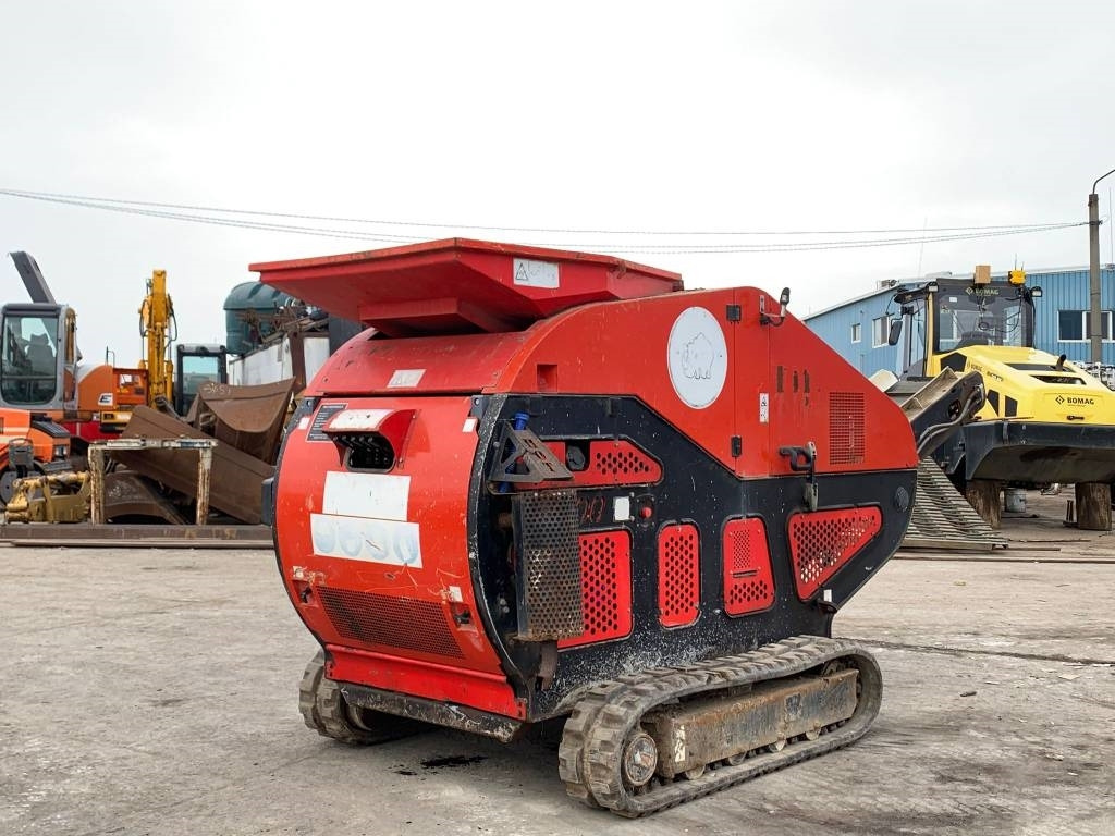 Red Rhino 5000 - Мобилна дробилка: слика 4 Red Rhino 5000 - Мобилна дробилка: слика 4