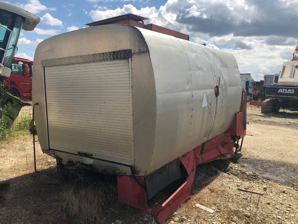 Strassmayr R7500 Strassmayr R7500 - Прскалка за битуменска емулзија: слика 5 Strassmayr R7500 Strassmayr R7500 - Прскалка за битуменска емулзија: слика 5