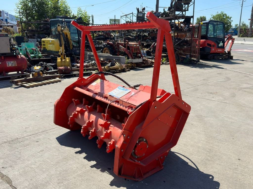 Topcat SSFM81 NEW FORESTRY MULCHER - Шумски мулчер: слика 2 Topcat SSFM81 NEW FORESTRY MULCHER - Шумски мулчер: слика 2