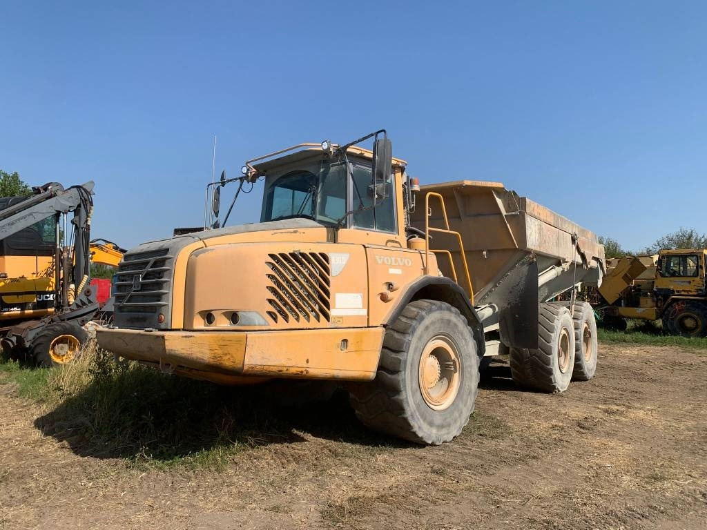Volvo A 30 D - Зглобен истоварувач: слика 4 Volvo A 30 D - Зглобен истоварувач: слика 4