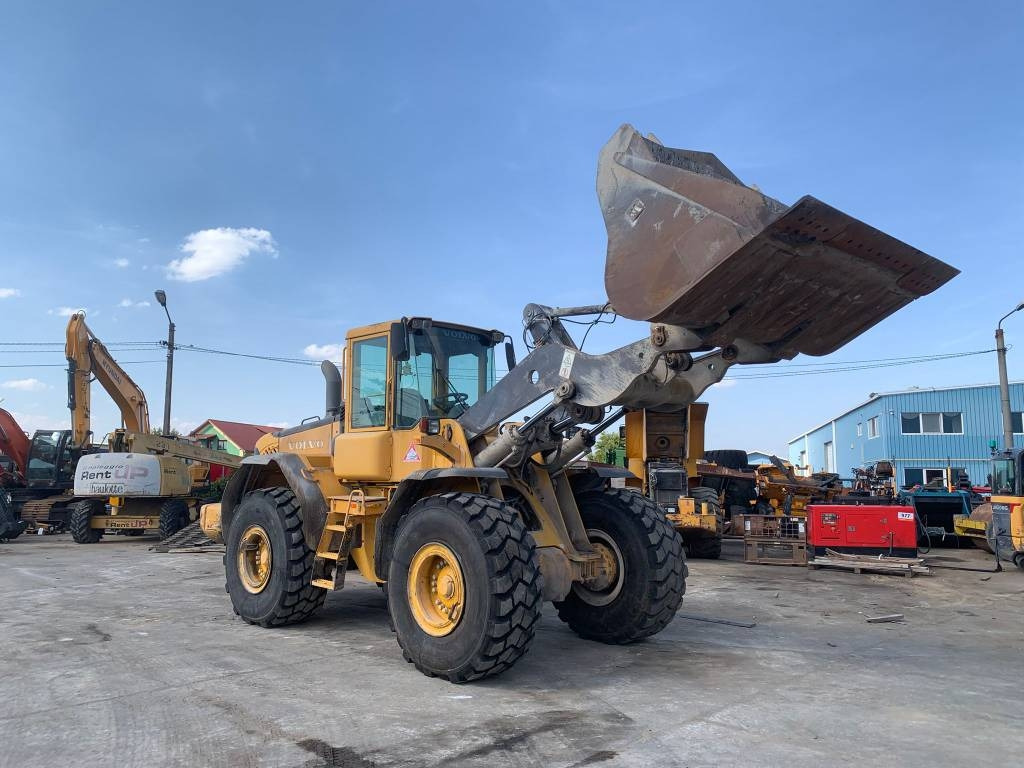 Volvo L 110 E - Натоварувач на тркала: слика 1 Volvo L 110 E - Натоварувач на тркала: слика 1
