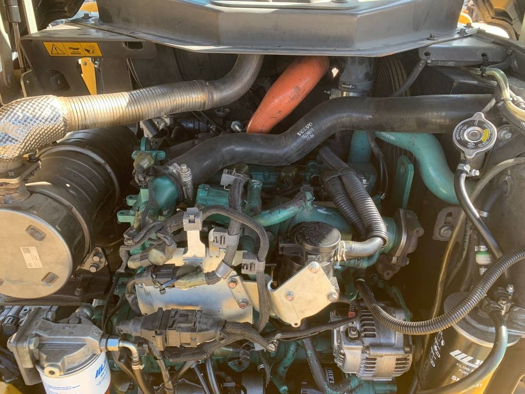 Натоварувач на тркала Volvo L 35 G: слика 10
