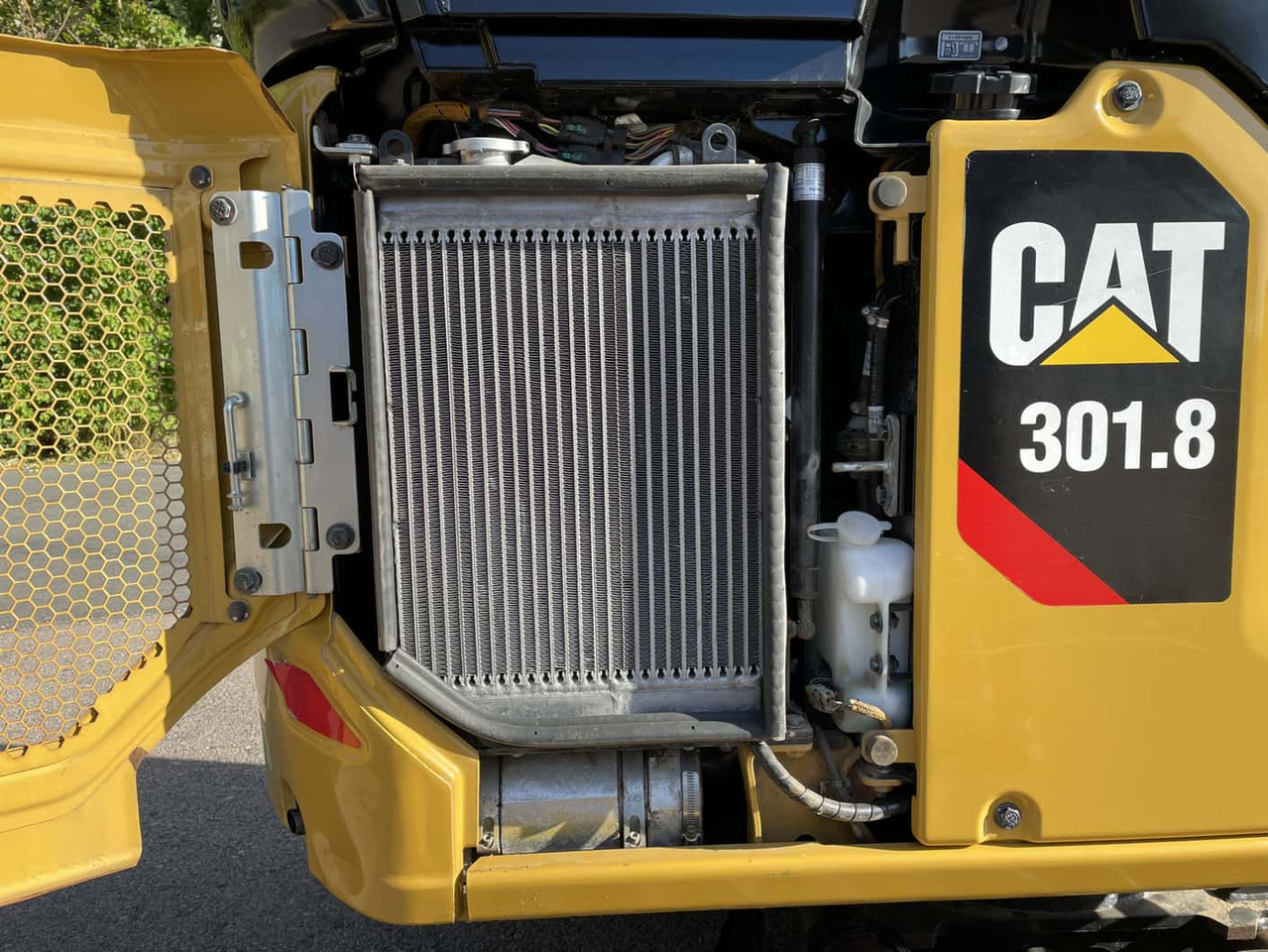 CATERPILLAR 301.8 - Мини багер: слика 3 CATERPILLAR 301.8 - Мини багер: слика 3