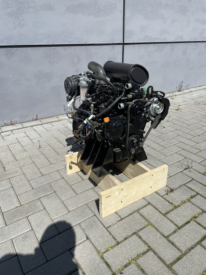 Yanmar 3TNM68 - Мотор за Градежна машина: слика 2 Yanmar 3TNM68 - Мотор за Градежна машина: слика 2