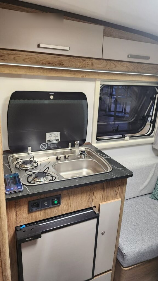 Niewiadów NEW SPORT 4 kemping 4 osoby camping for 4 people 750kg - Камп приколка: слика 5 Niewiadów NEW SPORT 4 kemping 4 osoby camping for 4 people 750kg - Камп приколка: слика 5