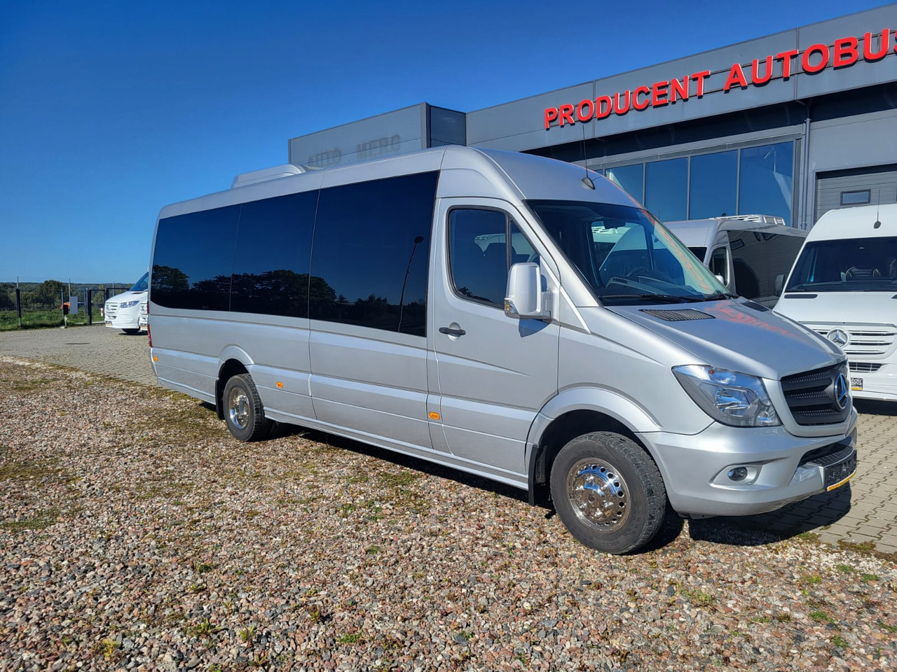 Mercedes-Benz Sprinter 516 CDI - 24 places - Минибус, Патничко комбе: слика 2 Mercedes-Benz Sprinter 516 CDI - 24 places - Минибус, Патничко комбе: слика 2
