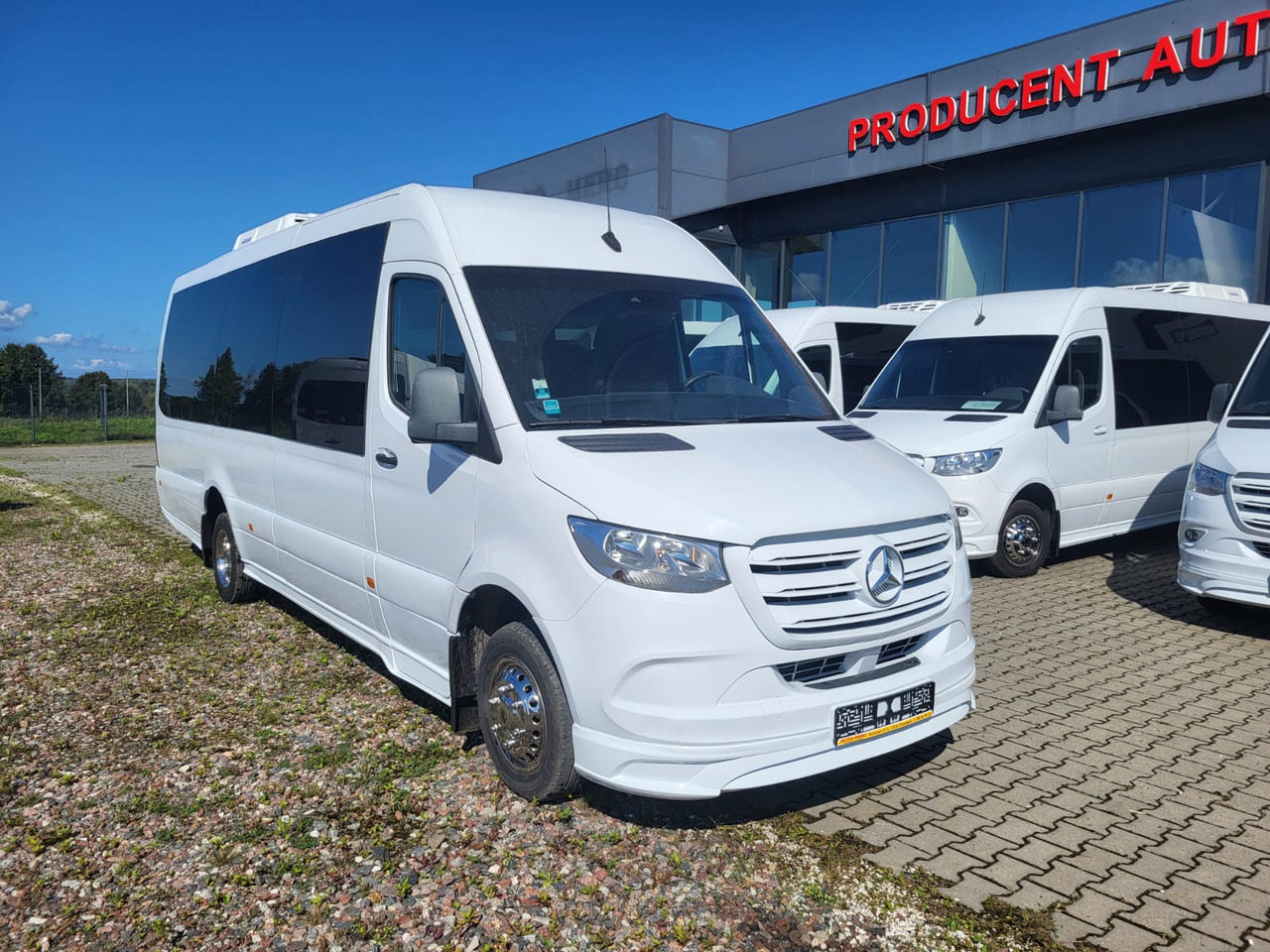 Sprinter 516 CDI 24 places + 4 standing - Приградски автобус: слика 1 Sprinter 516 CDI 24 places + 4 standing - Приградски автобус: слика 1