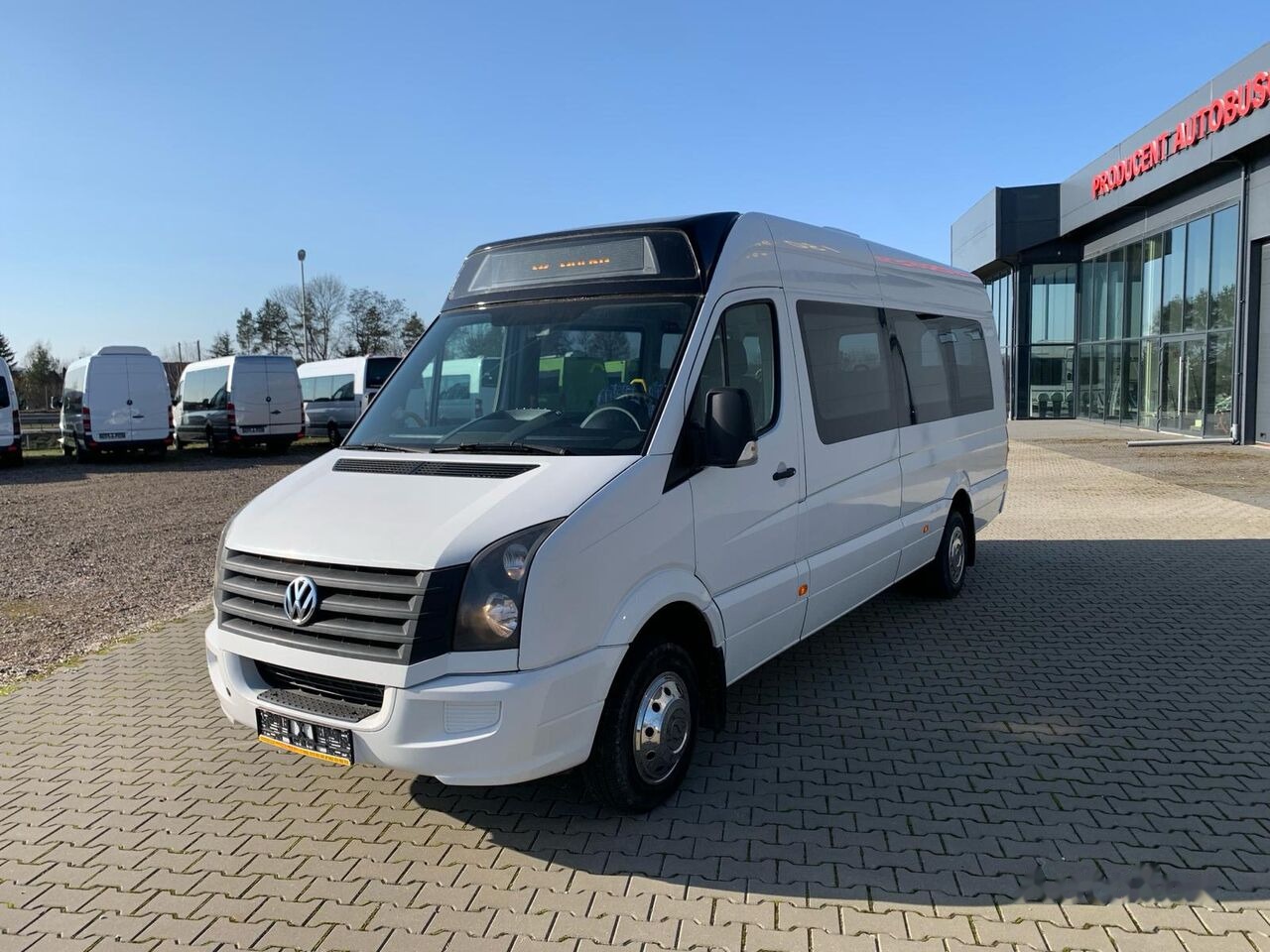 Volkswagen Crafter - 24 PLACES - Градски автобус: слика 1 Volkswagen Crafter - 24 PLACES - Градски автобус: слика 1