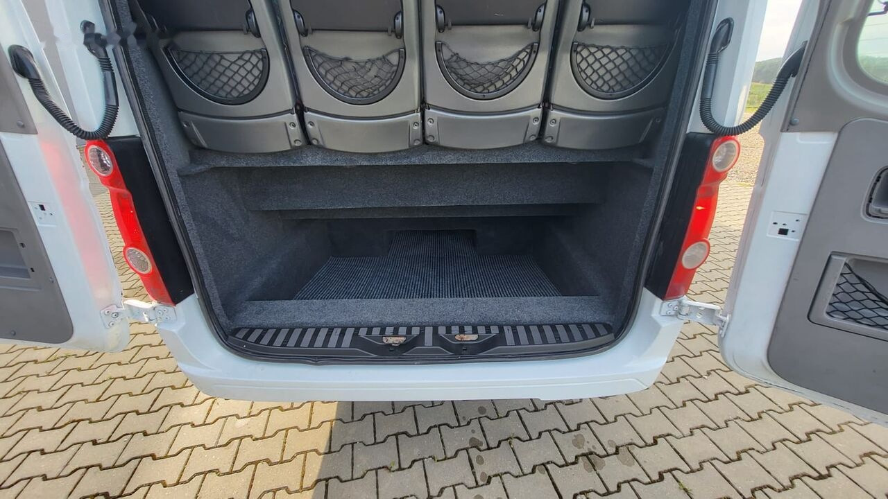 Volkswagen Crafter - 24 miejsca - Минибус, Патничко комбе: слика 5 Volkswagen Crafter - 24 miejsca - Минибус, Патничко комбе: слика 5