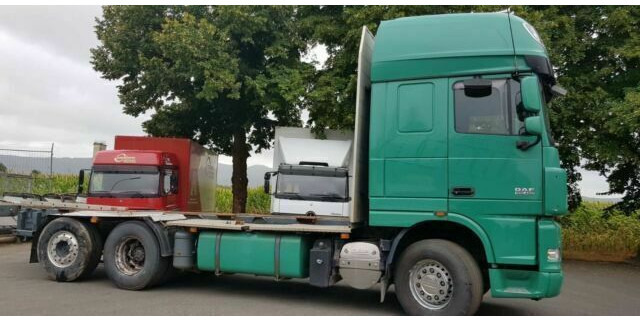DAF XF105-460Super Spacs Cap G.Haus/Hoch Retarder - Камион за дрва: слика 3 DAF XF105-460Super Spacs Cap G.Haus/Hoch Retarder - Камион за дрва: слика 3