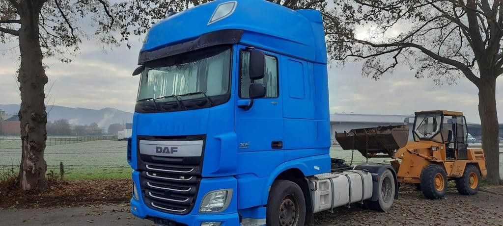 DAF 106-460 Super Spacs G.Haus/Hoch German - Камион влекач: слика 3 DAF 106-460 Super Spacs G.Haus/Hoch German - Камион влекач: слика 3