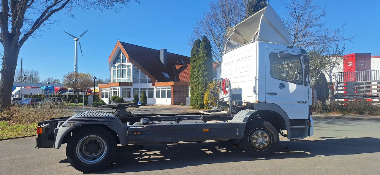 Mercedes-Benz 1328 SZM Atego - Камион влекач: слика 3 Mercedes-Benz 1328 SZM Atego - Камион влекач: слика 3