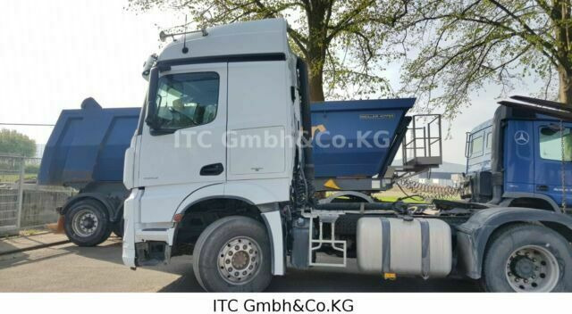 Mercedes-Benz 1840 Actros G.Haus-Hochdach German Truck Vollau - Камион влекач: слика 1 Mercedes-Benz 1840 Actros G.Haus-Hochdach German Truck Vollau - Камион влекач: слика 1