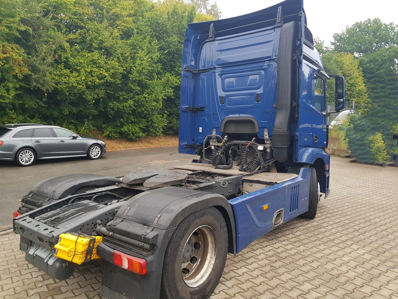 Mercedes-Benz Actros 1845 LS Vollspoiler - Камион влекач: слика 3 Mercedes-Benz Actros 1845 LS Vollspoiler - Камион влекач: слика 3