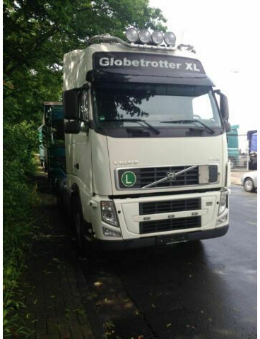 Volvo FH 440 G.Haus-Hochdach Euro:4 German Truck - Камион влекач: слика 3 Volvo FH 440 G.Haus-Hochdach Euro:4 German Truck - Камион влекач: слика 3
