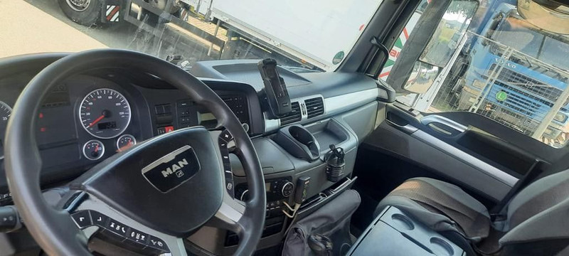 Камион со платформа, Камион со кран MAN TGS 26.400 Kipper Mit Kran/Funk: слика 8