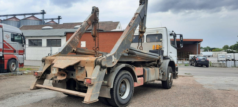 Mercedes-Benz 1833 Absetzkipper - Камион за подигање контејнери: слика 5 Mercedes-Benz 1833 Absetzkipper - Камион за подигање контејнери: слика 5