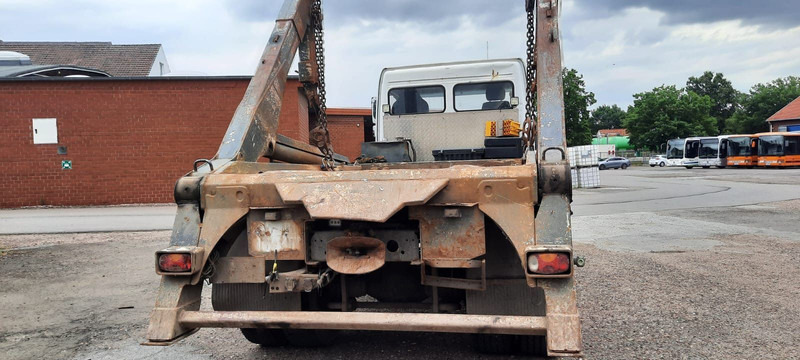 Mercedes-Benz 1833 Absetzkipper - Камион за подигање контејнери: слика 4 Mercedes-Benz 1833 Absetzkipper - Камион за подигање контејнери: слика 4