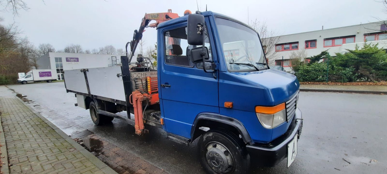 Mercedes-Benz 814 Pritsche mit Kran+Greifer - Комбе со отворен сандак: слика 4 Mercedes-Benz 814 Pritsche mit Kran+Greifer - Комбе со отворен сандак: слика 4