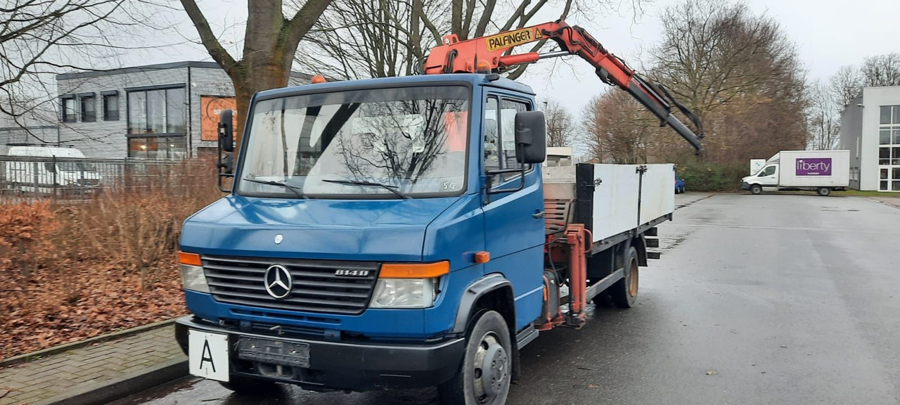 Mercedes-Benz 814 Pritsche mit Kran+Greifer - Комбе со отворен сандак: слика 3 Mercedes-Benz 814 Pritsche mit Kran+Greifer - Комбе со отворен сандак: слика 3
