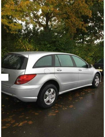 Mercedes-Benz R-Klasse 320 CDI L 4Matic 7G-TRONIC DPF AMG-Paket - Хечбек: слика 2 Mercedes-Benz R-Klasse 320 CDI L 4Matic 7G-TRONIC DPF AMG-Paket - Хечбек: слика 2