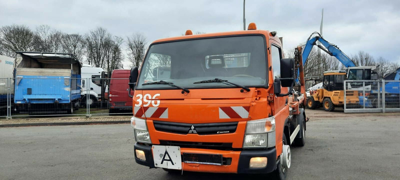 Mitsubishi Canter Absetzer Klima AHK Diff/Sperre - Камион за подигање контејнери: слика 4 Mitsubishi Canter Absetzer Klima AHK Diff/Sperre - Камион за подигање контејнери: слика 4