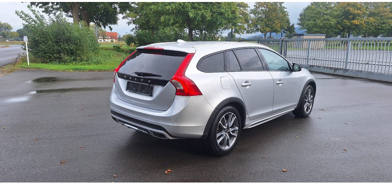 Volvo V60 Cross Country Summum AWD - Караван: слика 3 Volvo V60 Cross Country Summum AWD - Караван: слика 3
