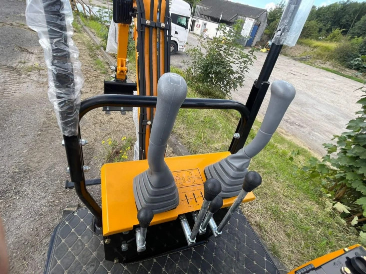 Мини багер Mini Digger 1 Ton: слика 14