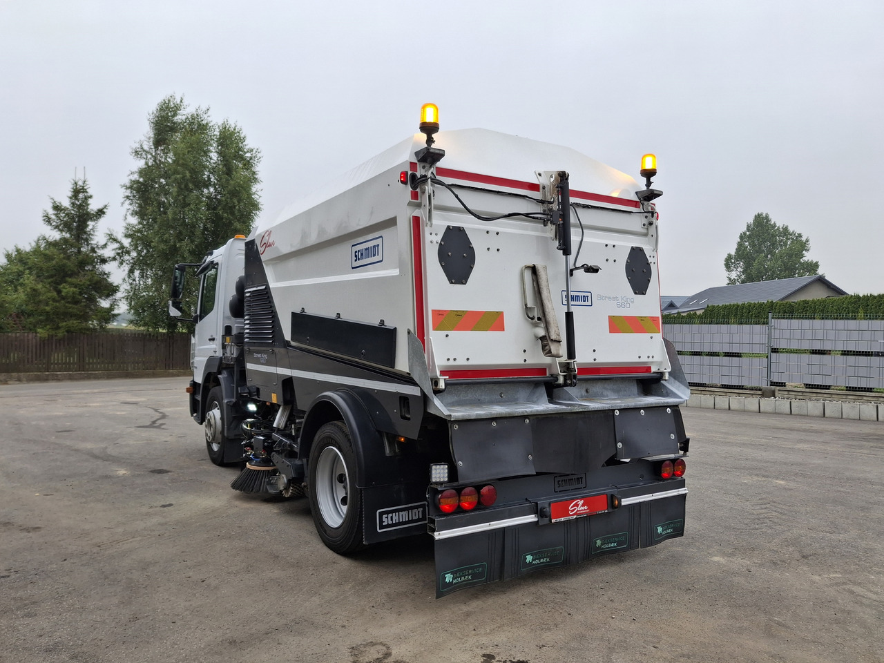 MERCEDES-BENZ Atego 1523 Zamiatarka Kehrmaschine Schmidt Street King 660 Euro 6 PM10 2 Motoren Szczotki L/R 2016r - Возило за метење: слика 3 MERCEDES-BENZ Atego 1523 Zamiatarka Kehrmaschine Schmidt Street King 660 Euro 6 PM10 2 Motoren Szczotki L/R 2016r - Возило за метење: слика 3