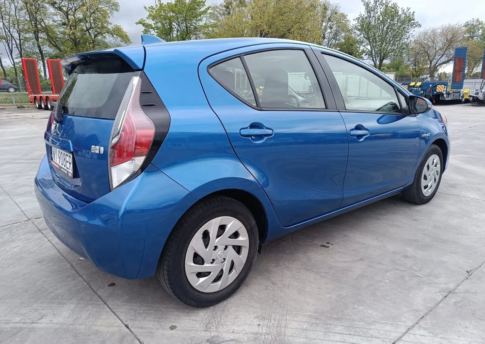 Toyota Prius - Автомобил: слика 3 Toyota Prius - Автомобил: слика 3