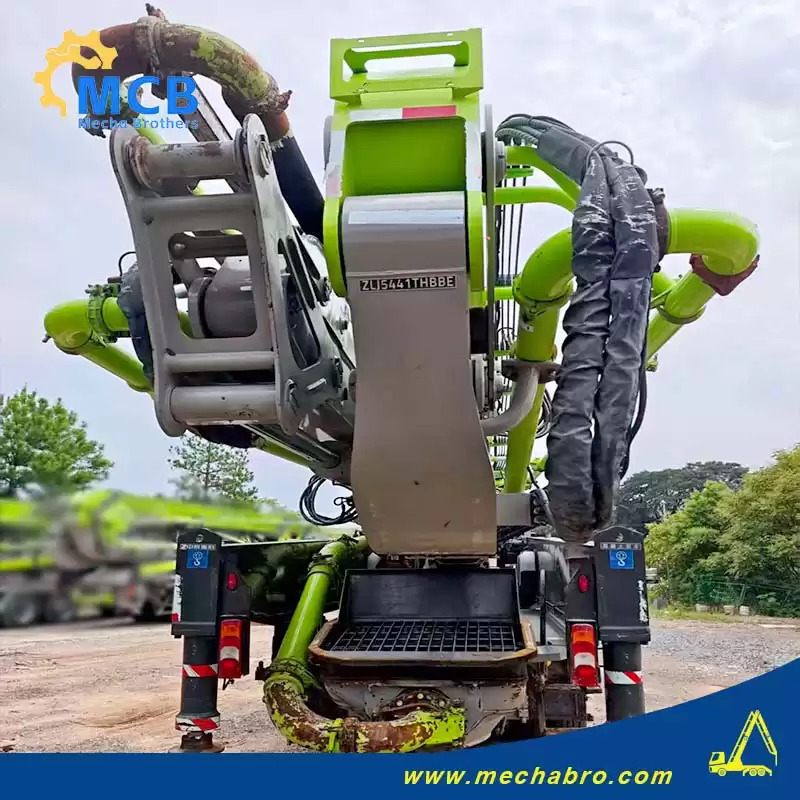 ZOOMLION ZLJ5441THBBE - Камион со бетонска пумпа: слика 4 ZOOMLION ZLJ5441THBBE - Камион со бетонска пумпа: слика 4