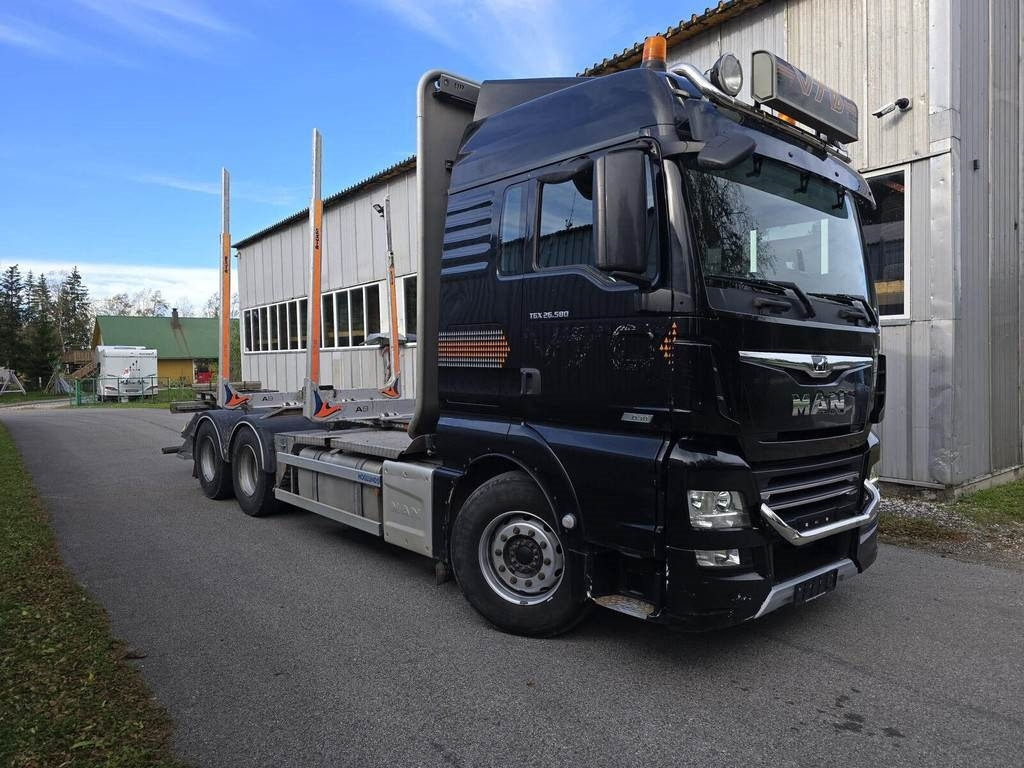 MAN TGX 26.580 6X4 EXTE - Камион за дрва: слика 4 MAN TGX 26.580 6X4 EXTE - Камион за дрва: слика 4