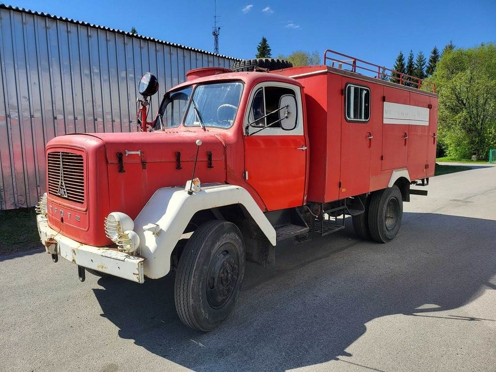 Magirus Deutz 125D 10A 4X4 91kW - Противпожарен камион: слика 1 Magirus Deutz 125D 10A 4X4 91kW - Противпожарен камион: слика 1