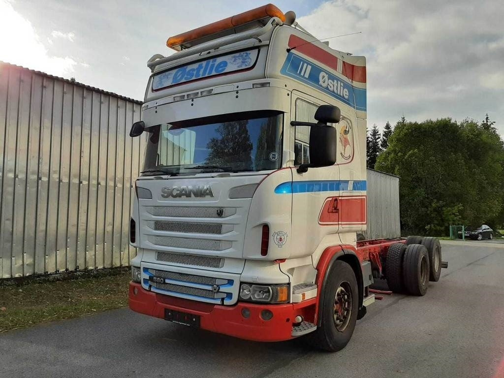 Scania R560 6X2 CHASSY 412kW - Камион со кабинска шасија: слика 1 Scania R560 6X2 CHASSY 412kW - Камион со кабинска шасија: слика 1