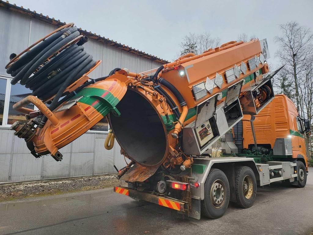 Volvo FH500 6X2 ADR KORP&SON  - Вакуумски камион: слика 4 Volvo FH500 6X2 ADR KORP&SON  - Вакуумски камион: слика 4